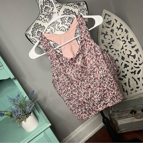 Athleta Conscious Crop Sports Bra Size 3X NWOT Pink Multi Yoga Gym - Picture 3 of 16